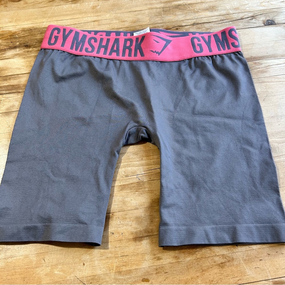 Gymshark Shorts NWOT Small